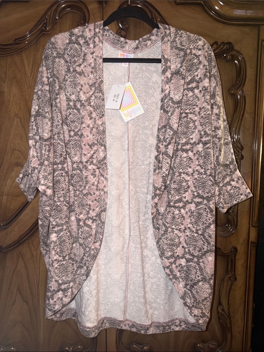 LuLaRoe Tracy - medium new with tags and Gray/PinkSnake-Print